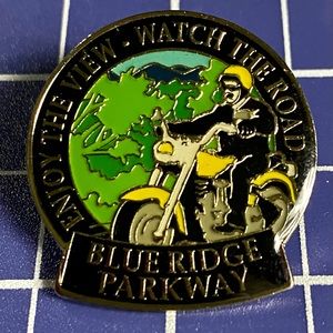Blue Ridge Parkway Scenic Drive Tourist Travel Souvenir Collector Pin